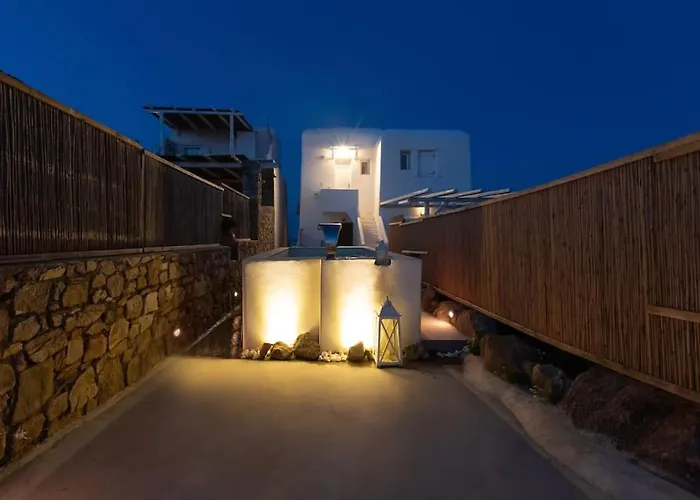 Huge Mykonos. Ideal For 8-12 Guests *